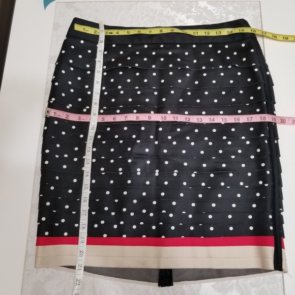 White House | Black Market Pencil Skirt - Picture 3 of 4